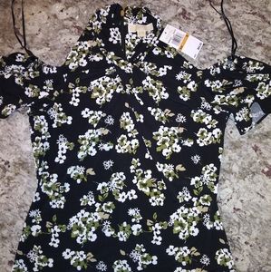 Women's Michael kors zip kneck shirt